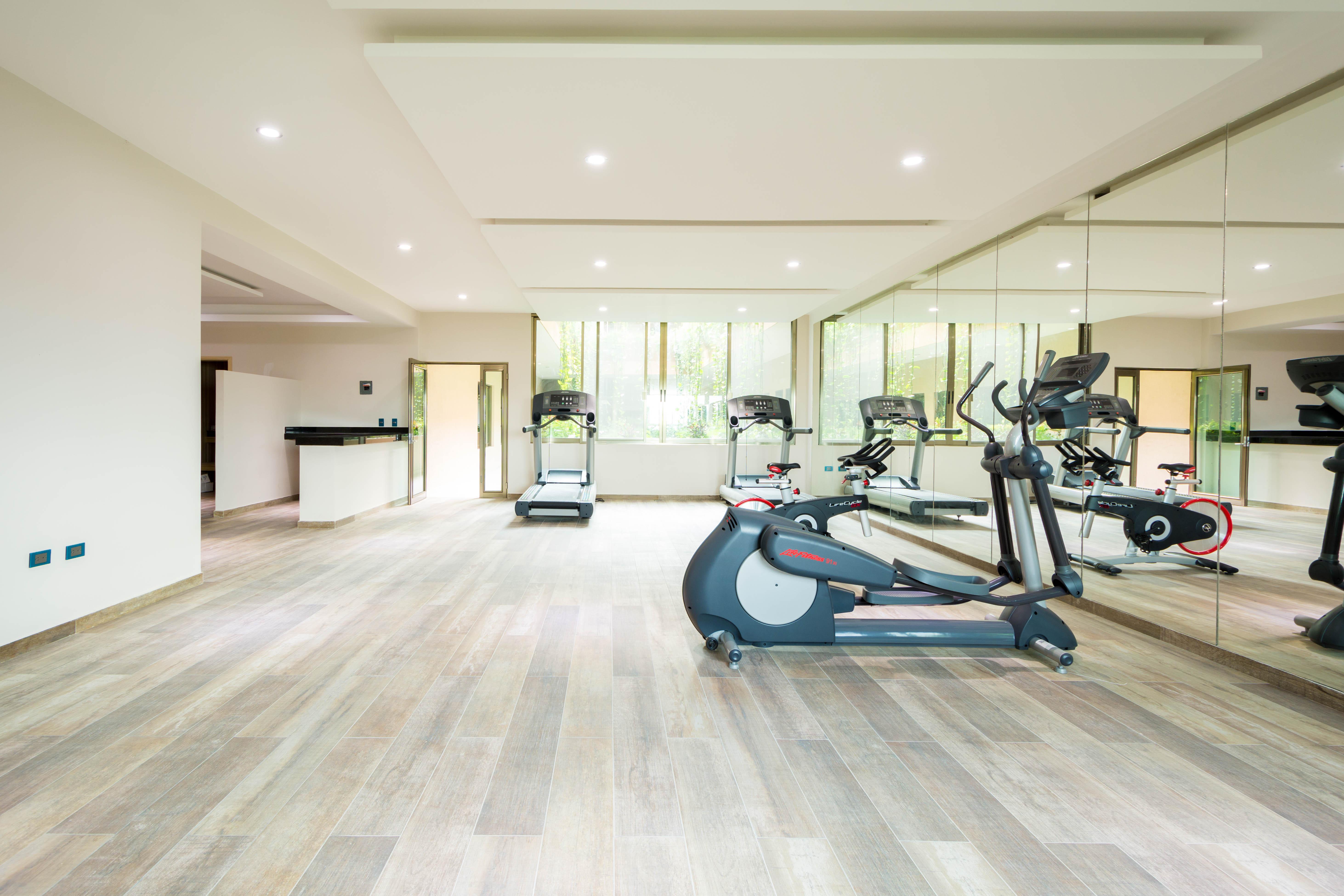 Palmarena Rooms & Residences - Long Stay Comfort With Parking, Sauna, Gym & Pool - Steps From 5Th Avenue プレヤデルカーメン エクステリア 写真